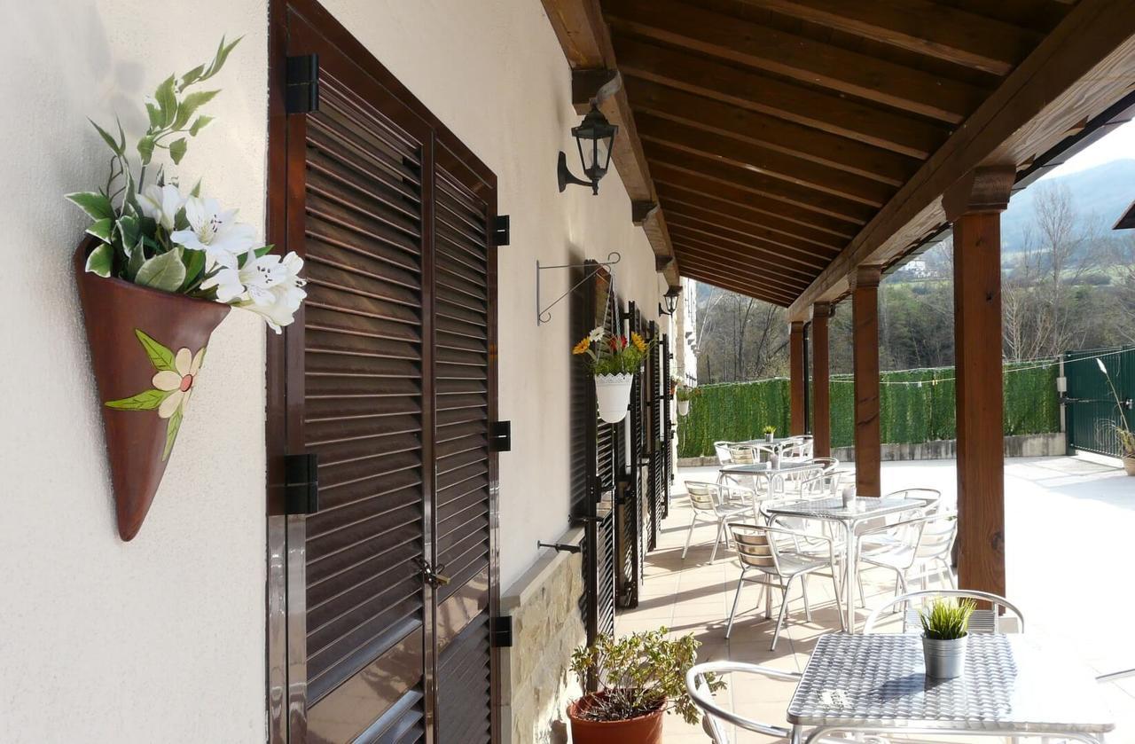 Albergue San Nicolas Larrasoana Ngoại thất bức ảnh